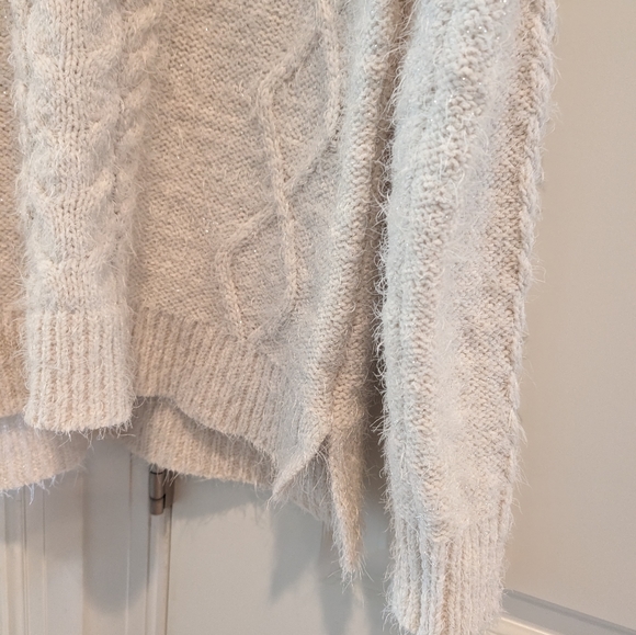 Maurices Cable Knit Cream Sweater S New! - Picture 3 of 10